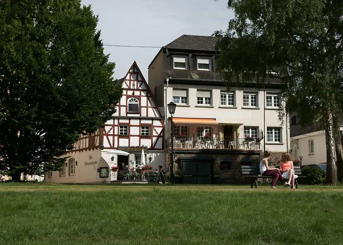 Alte Winzerschenke Hotel Bruttig-Fankel