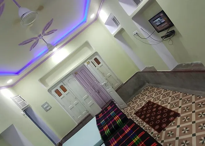 Babu Guest House Varanasi