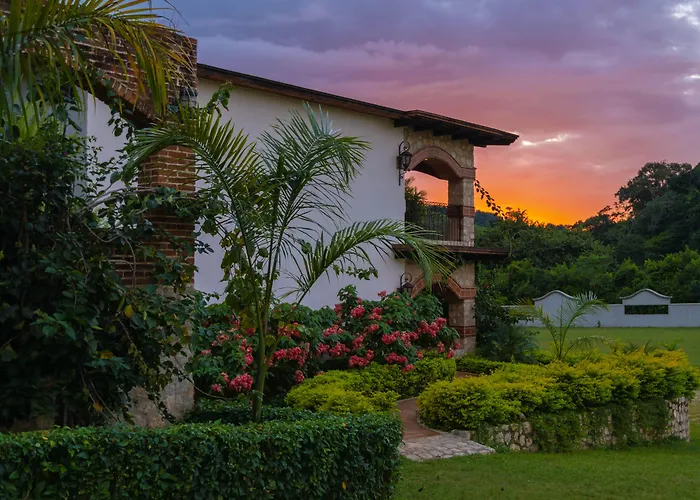 Hotel Hacienda San Vicente Flores