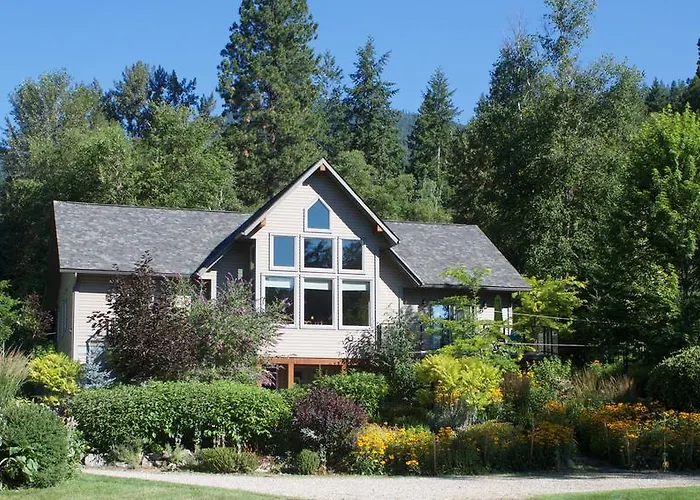 Windborne Bed & Breakfast Castlegar