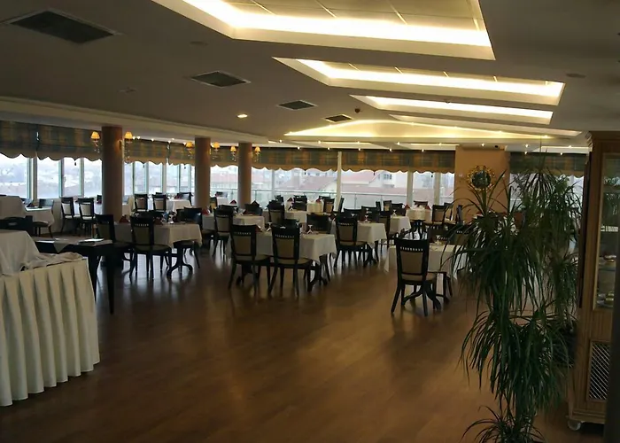 Pak Hotel Düzce