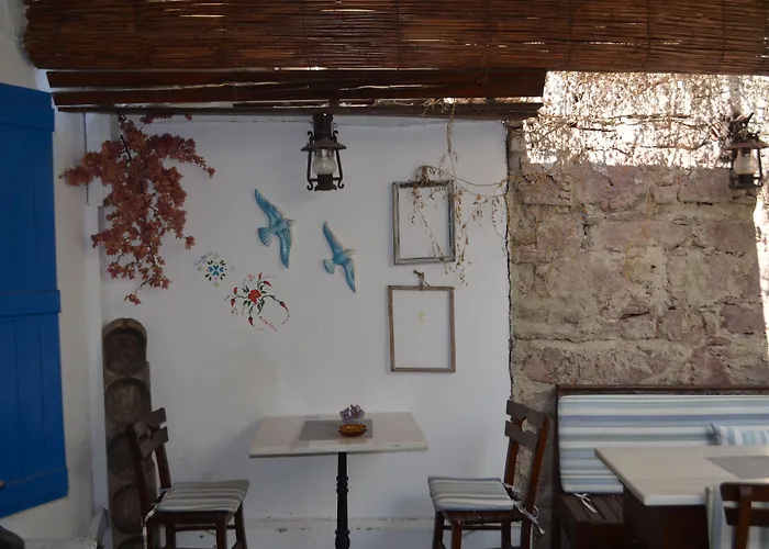 Cunda Adali Pansiyon Ayvalı