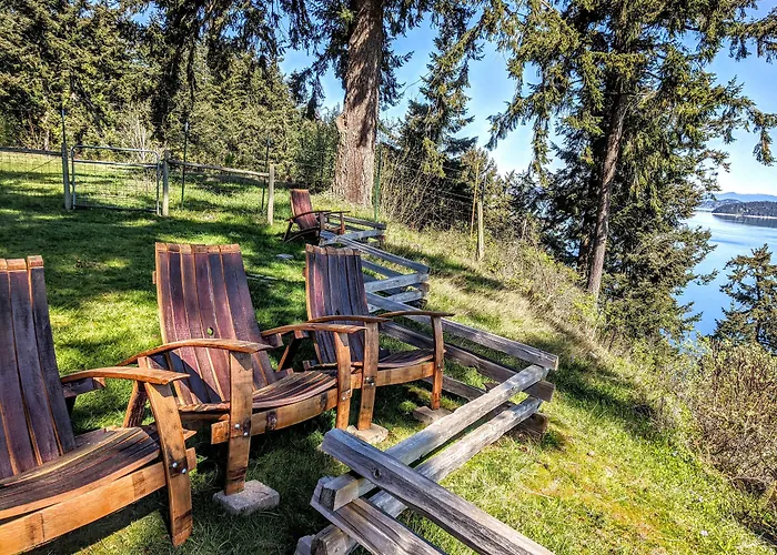 The Bluff On Whidbey Bed & Breakfast Oak Harbor