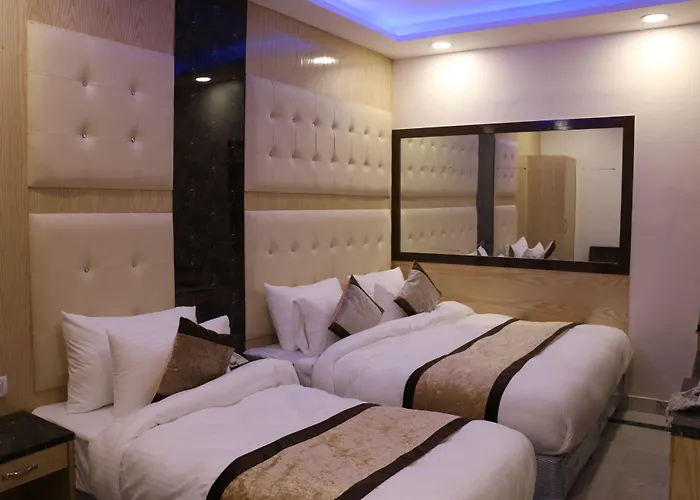 Hotel Karlo Kastle - Paharganj - New Delhi