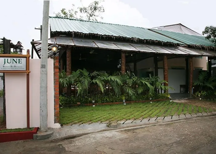 Hotel June Business Bed Breakfast Yangon