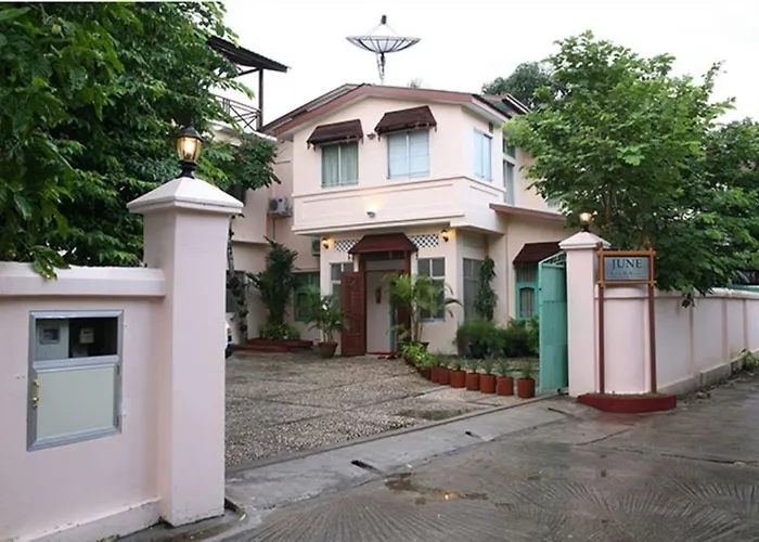 Hotel June Business Bed Breakfast Yangon