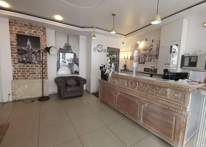Hotel Le Saint-Hubert - Gare De Lyon Bastille Paris