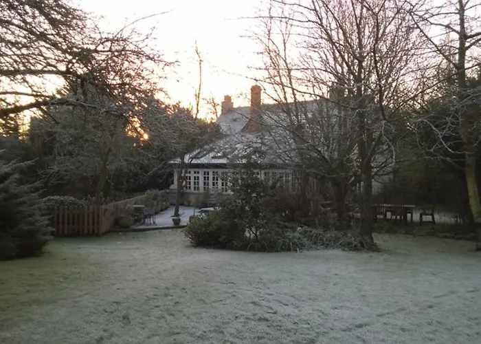 Orchard Pond Bed & Breakfast Duxford
