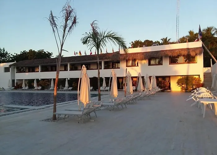 Oasi Encantada - Beach Resort Barahona