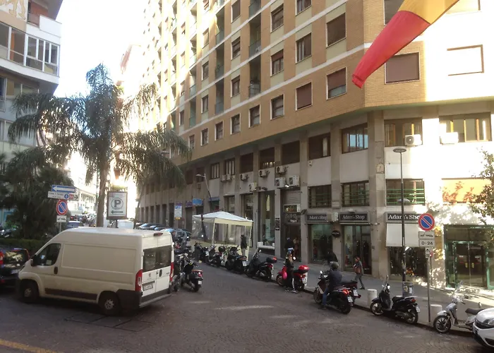 Napoli City Inn
