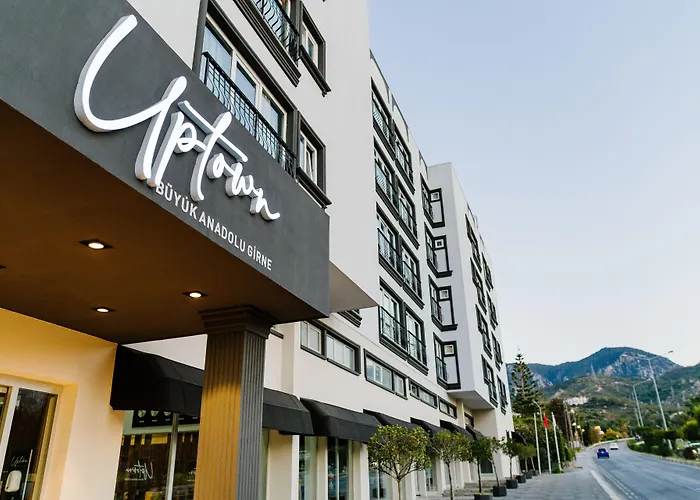 UPTOWN Büyük Anadolu Girne Hotel