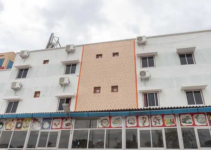 Oyo Flagship 16344 Sriperumbudur