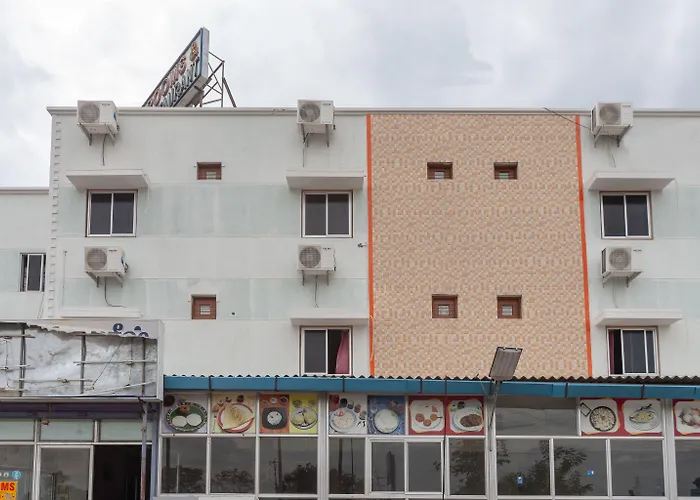 Oyo Flagship 16344 Sriperumbudur
