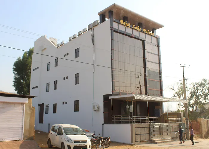 Bajaj Lake Palace Pushkar