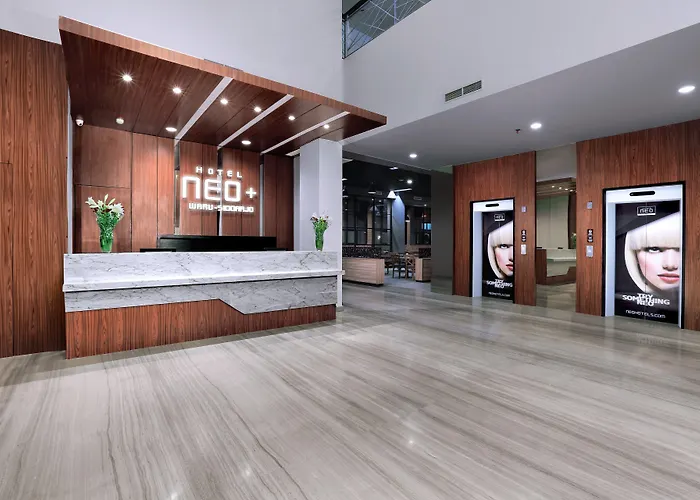 Neo+Waru-Sidoarjo By Aston Hotel