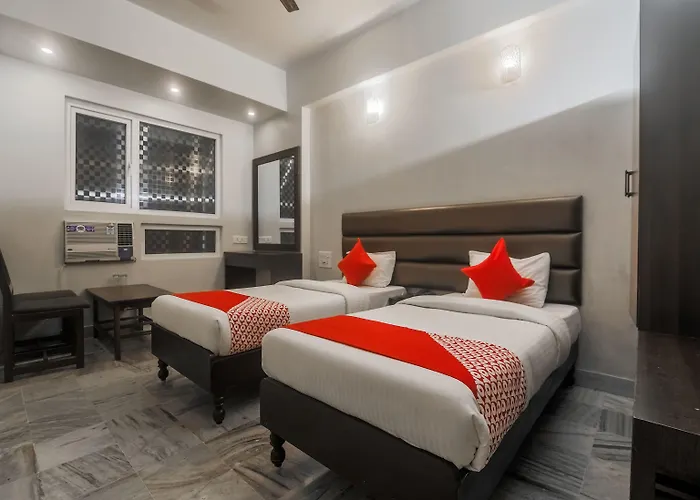 Capital O 14995 Hotel Starline Paltan Bazar Guwahati