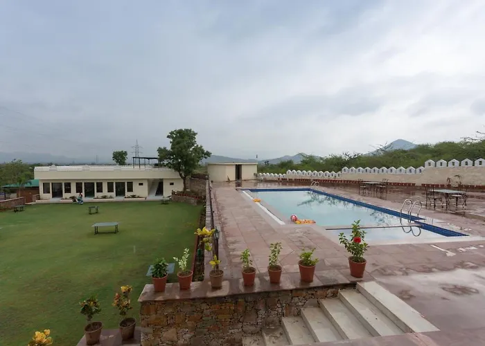 Hill Garden Retreat Hotel Udaipur