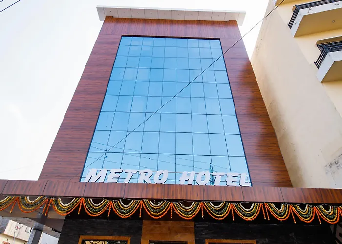 Oyo 24105 Metro Hotel Nathdwara