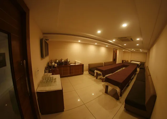 Hotel Dolphin Jalandhar