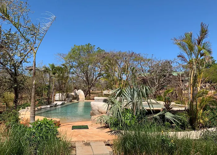 Latica Lodge Playa Negra