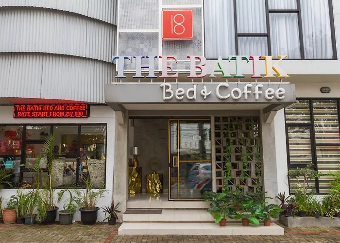 Reddoorz Premium @ The Batik Hotel Moh. Toha Bandung