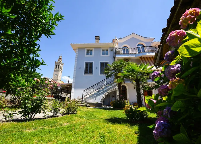 Rose Garden Hotel Shkoder