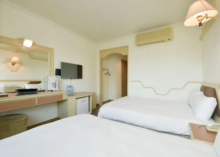 Raise Hotel Taichung