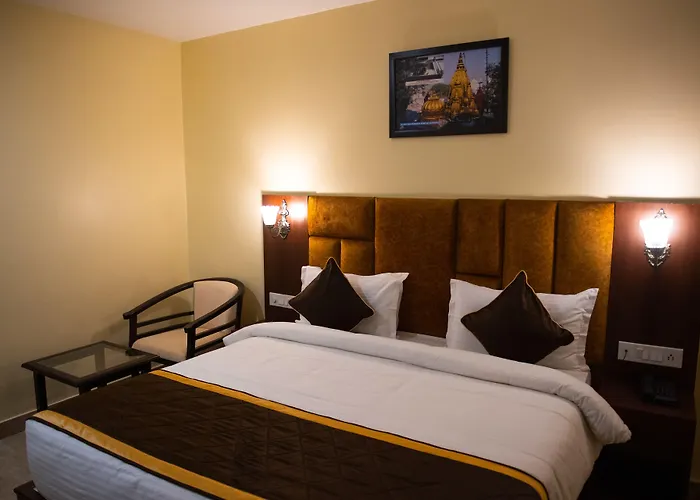 Hotel Shivoy Grand Varanasi