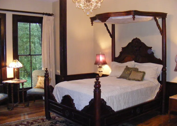 Adair Manor Bed & Breakfast Adairsville