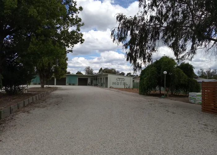 Holbrook Skye Motel