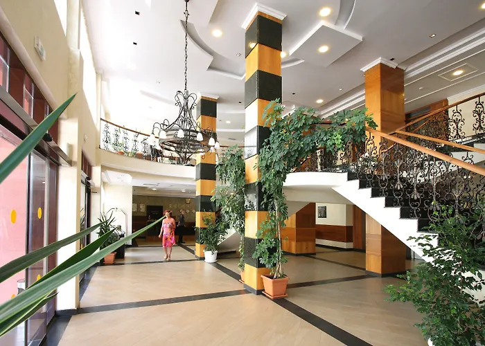 Izola Paradise Hotel Sunny Beach