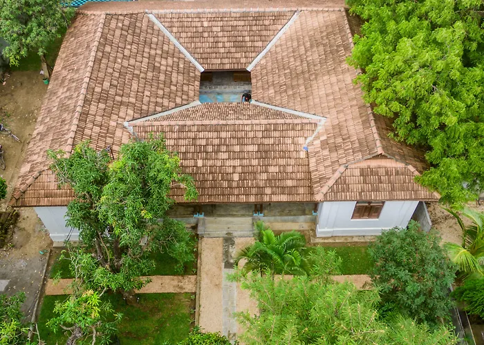 Thambu Illam Hotel Jaffna