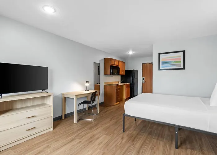 Suburban Studios Clarksville-Louisville North