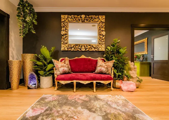 Sw1 Lodge Somerset West