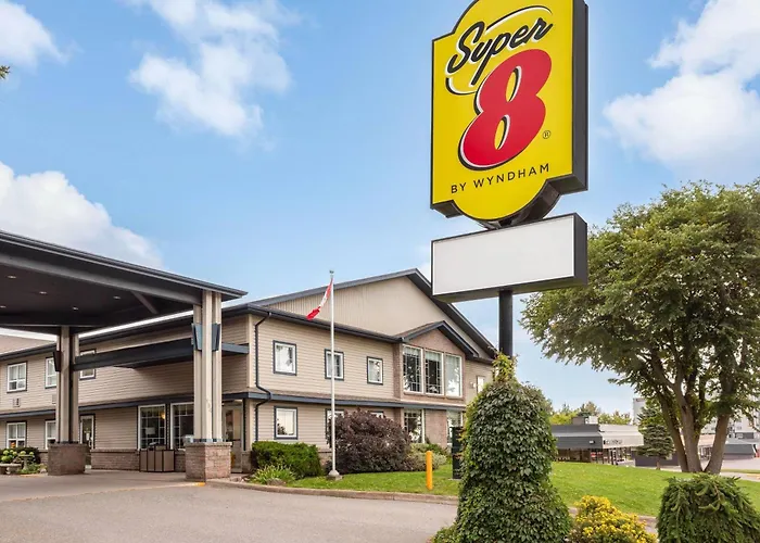 Super 8 By Wyndham Sault Ste Marie On Hotel