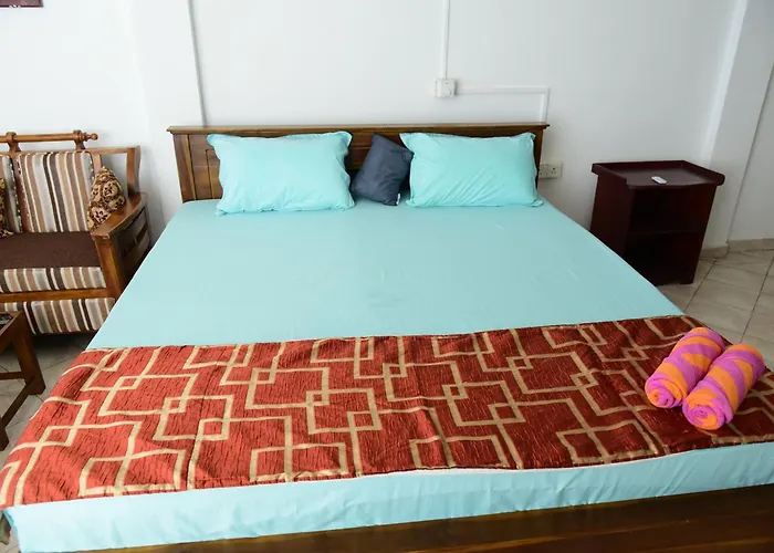 Hotel Happy Tuna Hikkaduwa