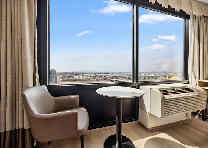 Ramada By Wyndham Flushing Queens Nueva York