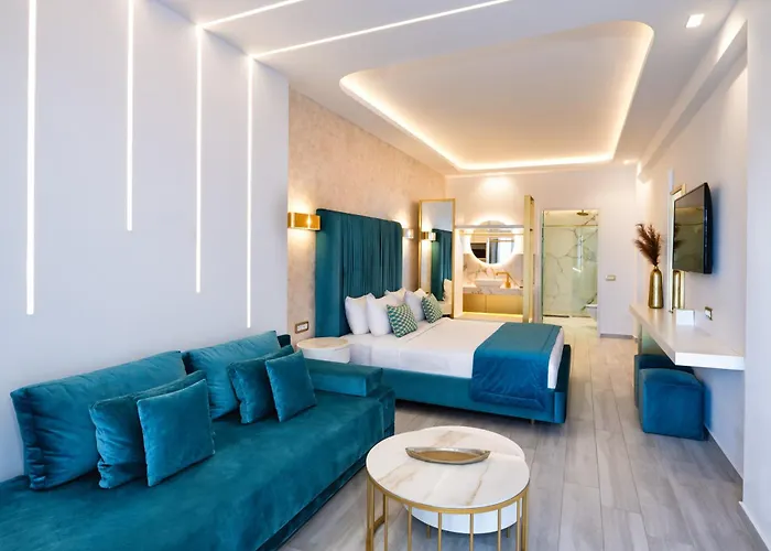 Aura Suites Firostefani