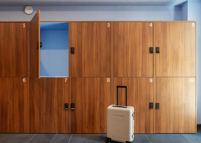 Yays Amsterdam Salthouse Canal By Numa