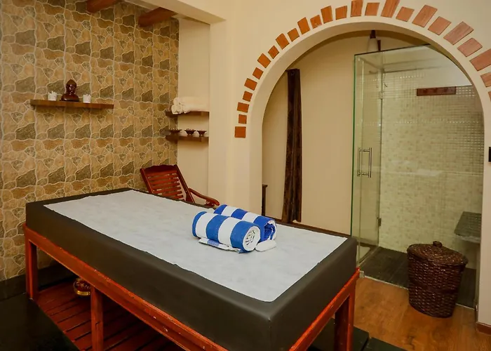 Hotel Vivek Coonoor
