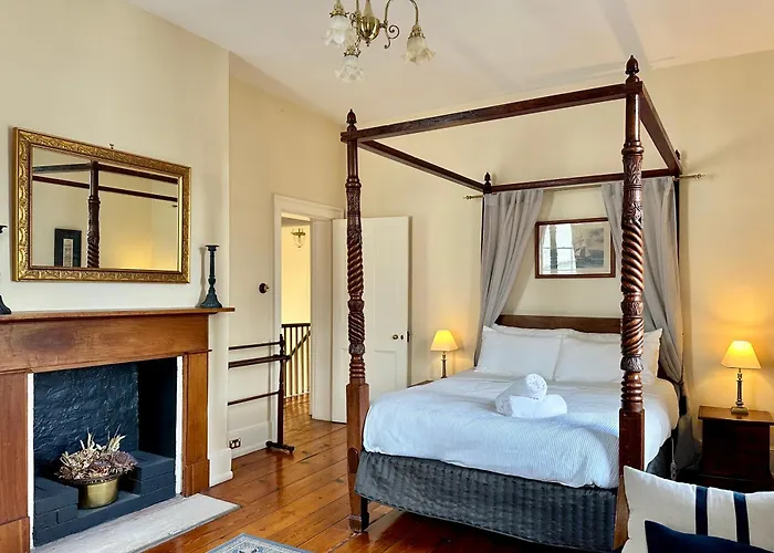Grand Old Duke Aparthotel Hobart