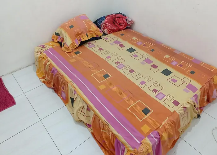 Kost 48 Surabaya Hotel