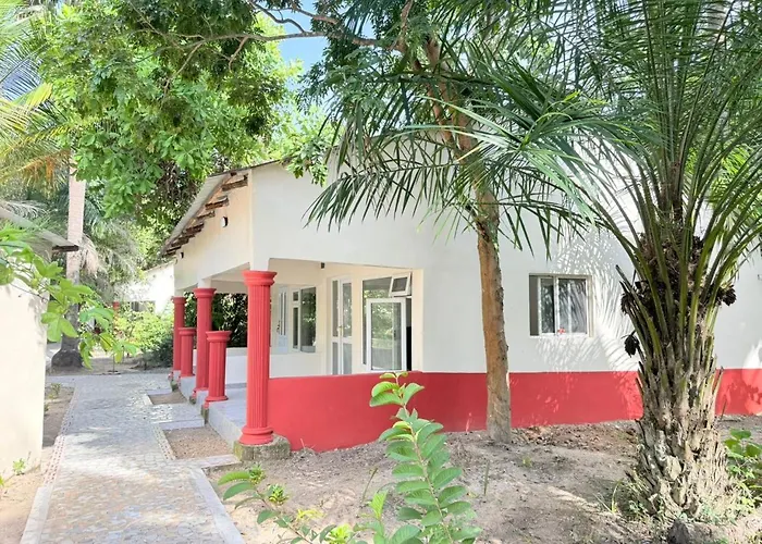 Dalaba Eco-Lodge Gunjur