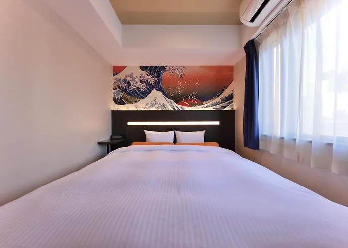 Kuromon Crystal Hotel Osaka