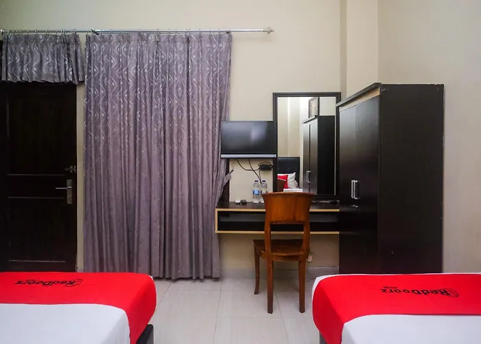 Reddoorz Plus @ Timoho Yogyakarta