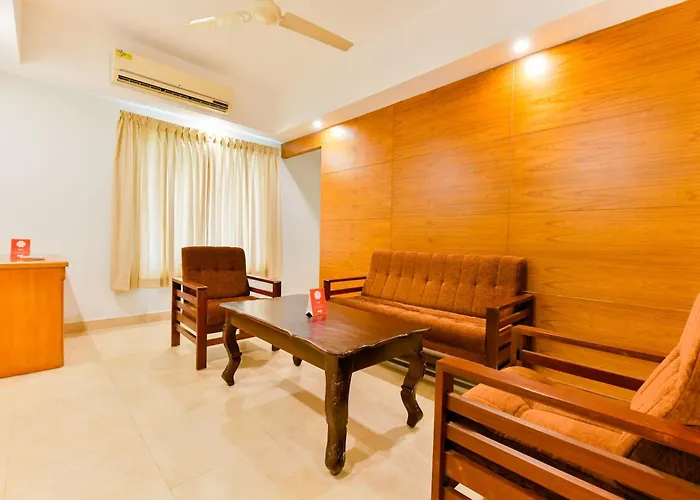 Super Townhouse Vembanad Tourist Home Kochi