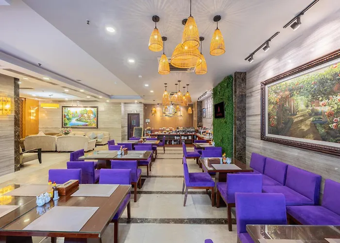 A25 Premium Hotel - 180 Nguyễn Trãi TP. Hồ Chí Minh