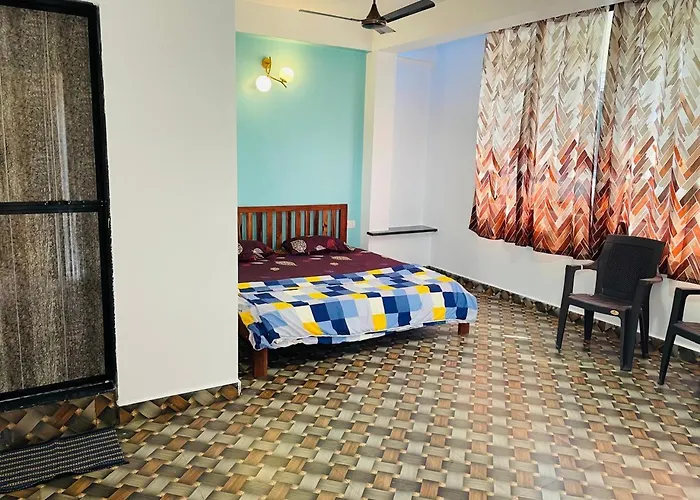 Blue Waves Guest House Calangute