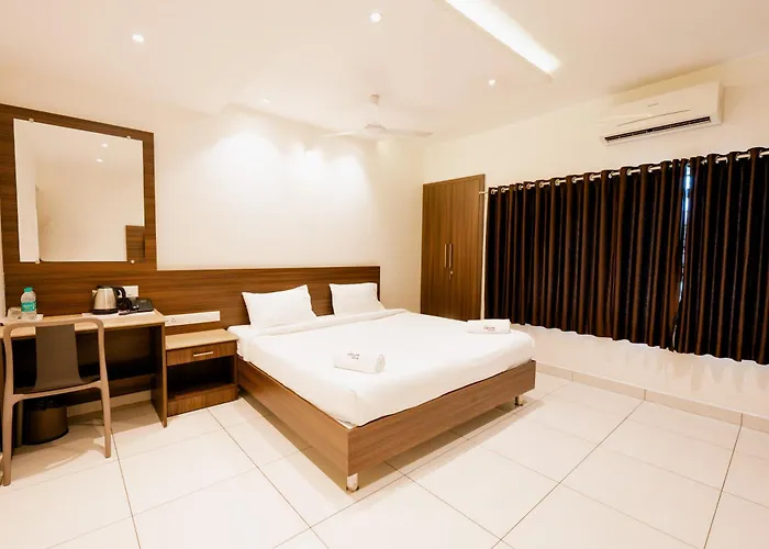 Hotel Karuna Residency Mangalore