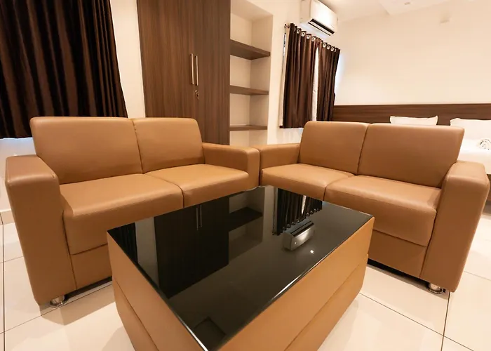 Hotel Karuna Residency Mangalore